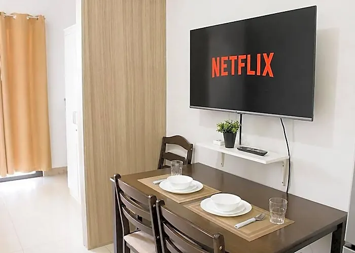 Отель Cozy22 1br Shore2 Residence, Near Airport, Ikea, Moa, Smx, Pasay City,