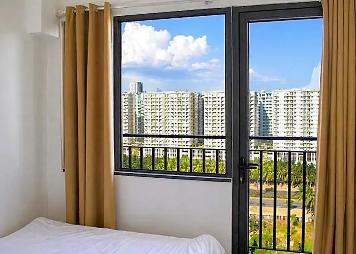 Отель Cozy22 1br Shore2 Residence, Near Airport, Ikea, Moa, Smx, Pasay City, Манила